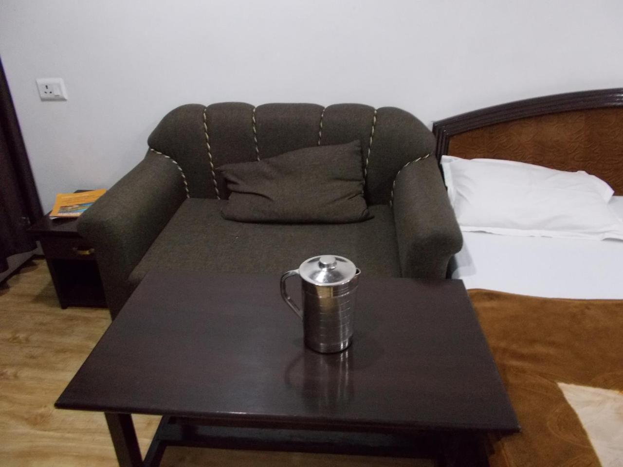 Hotel Sarovar Mall Road *